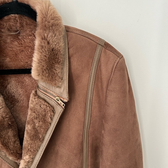 Vintage Sheepskin Coat W/  Leather Trim Tan inside shearling - Picture 2 of 13